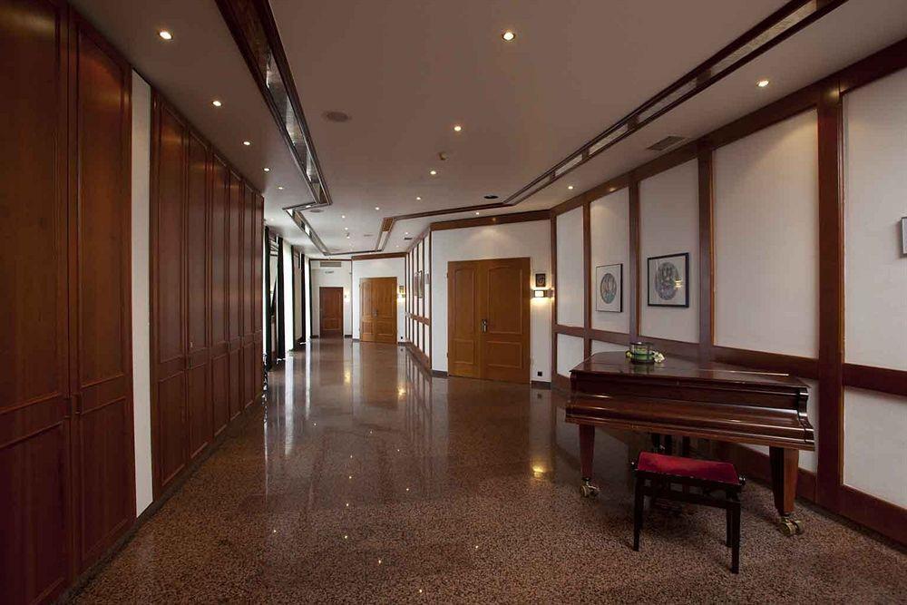 Hotel Frechener Hof Esterno foto